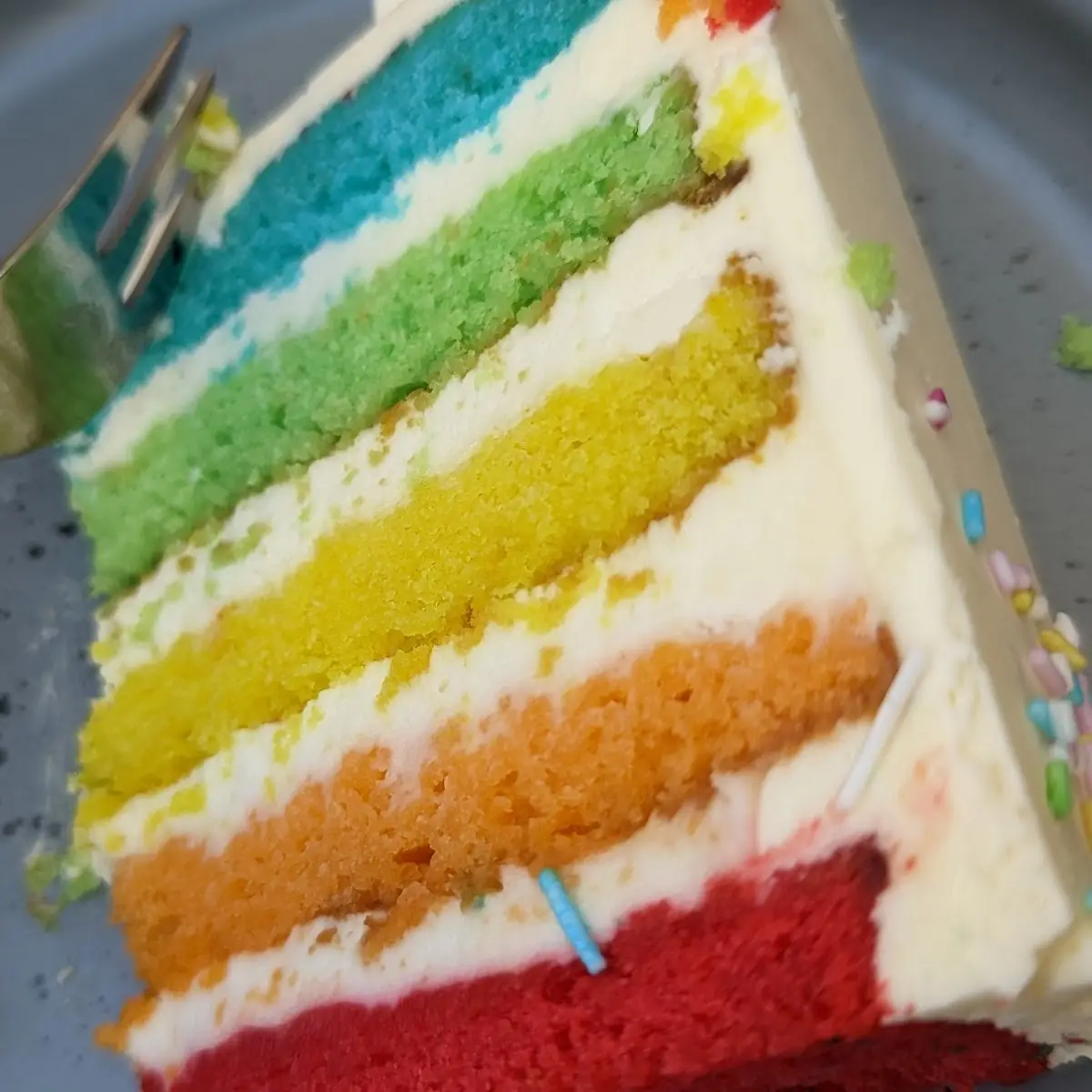 Rainbow Cake, Four Beans Café 1020 - Speciality Coffee | Matcha