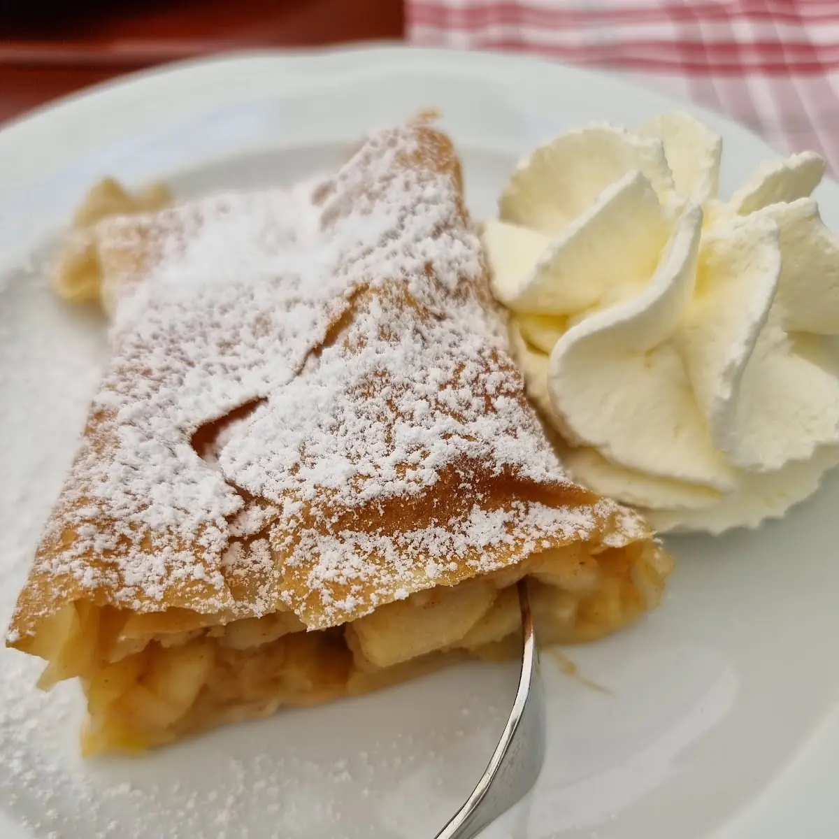 Apfelstrudel