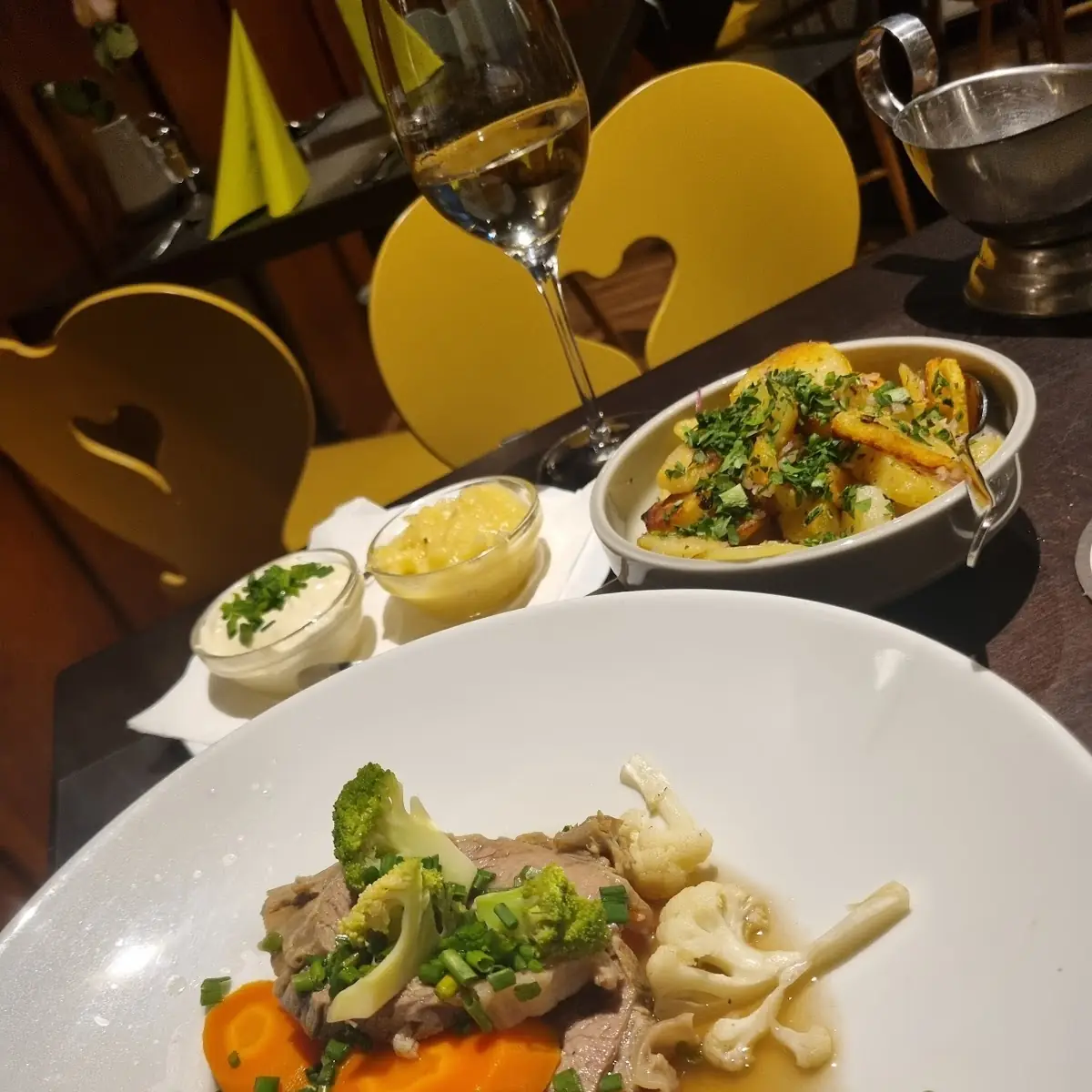 Tafelspitz Mit Apfelkren Und Kartoffeln