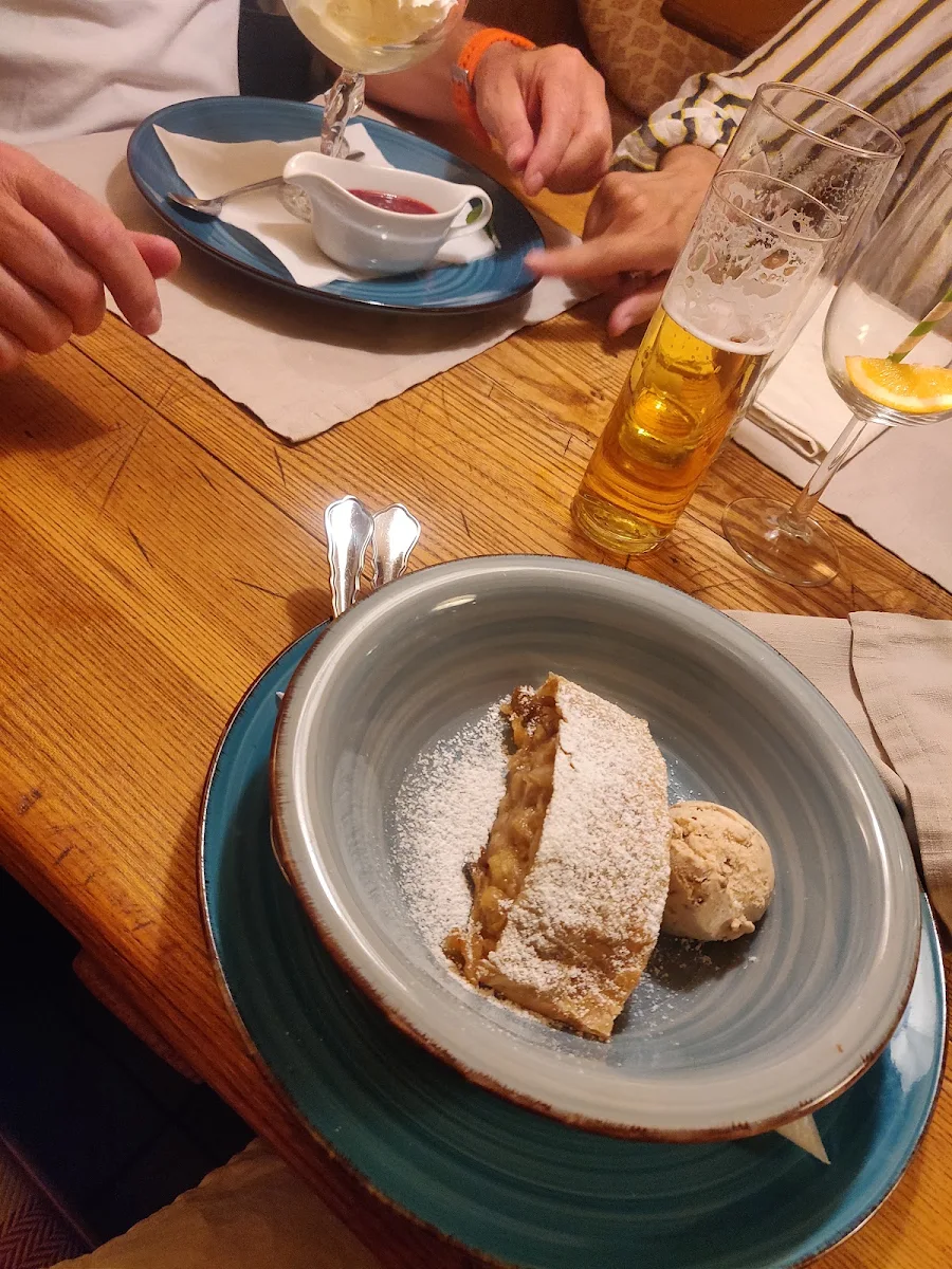 Apfelstrudel