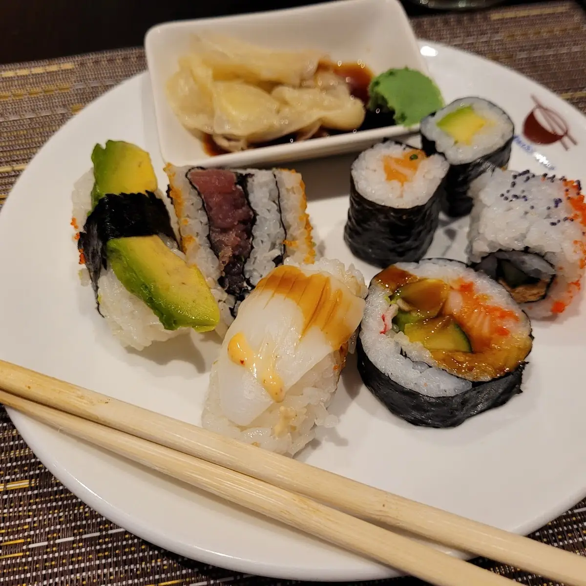Sushi Maki Sashimi Alles Vom Buffet