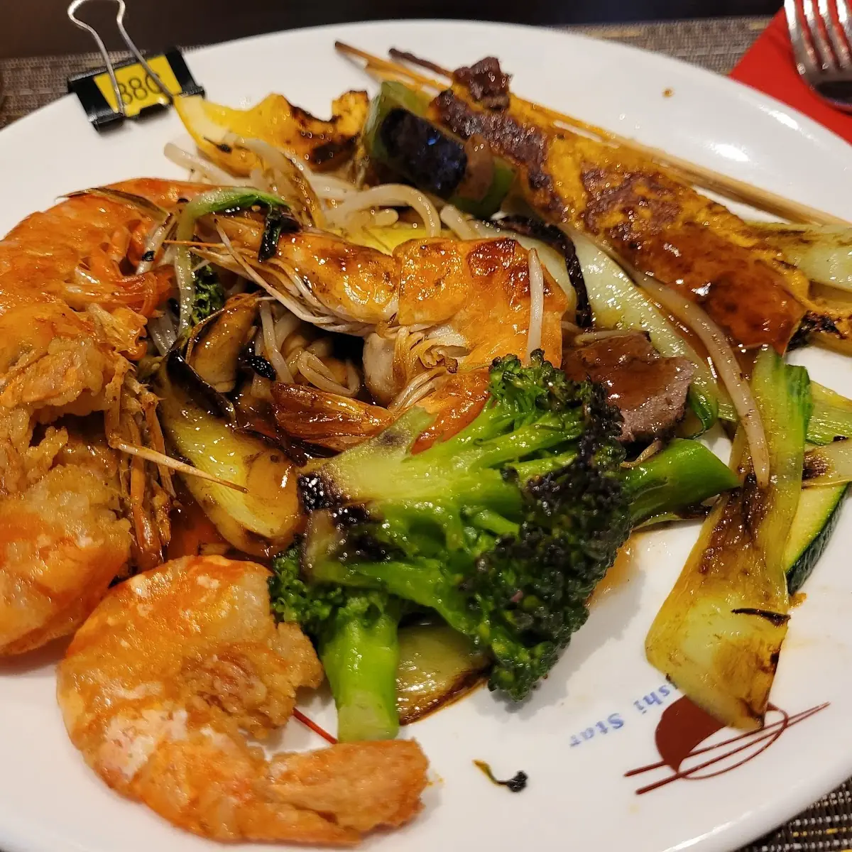 Tepaniaki Mit Shrimps Gemüse Und Fleisch