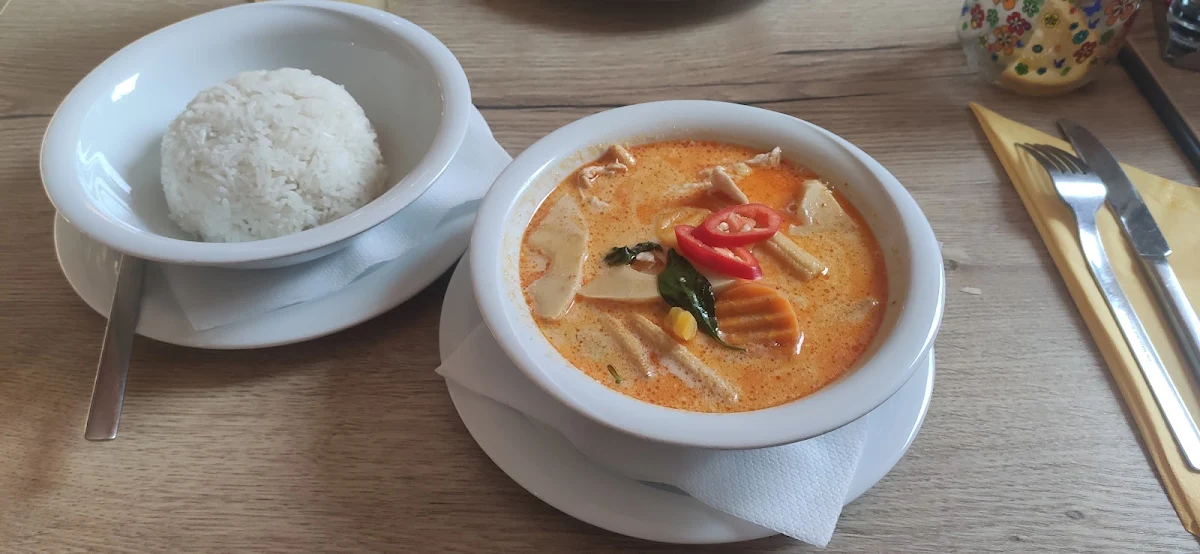 Gaeng Ped Curry