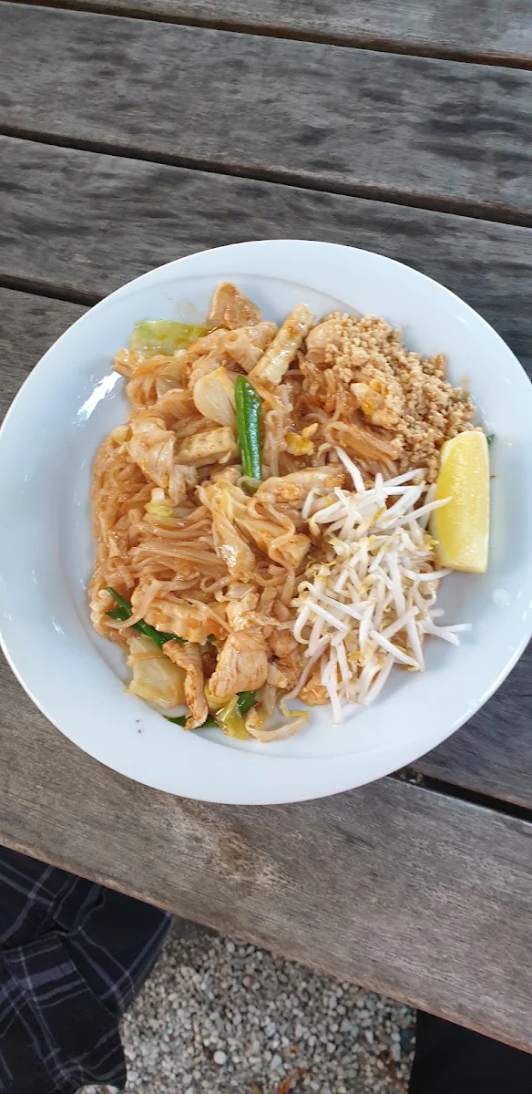 Reisnudeln Tofu Ei Und Sojasprossen