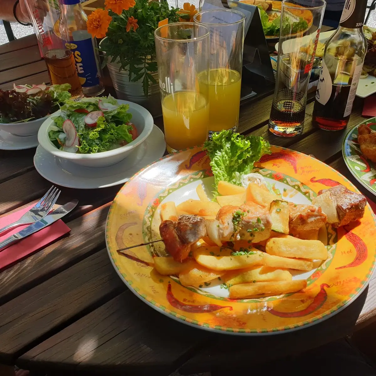 Spieß Mit Pommes