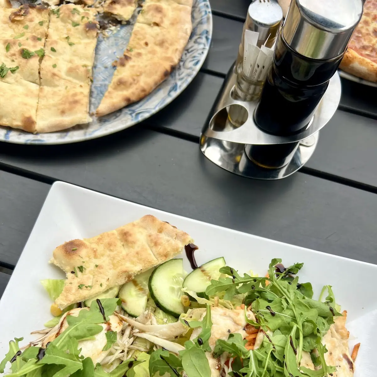 Hähnchenstreifen Salat