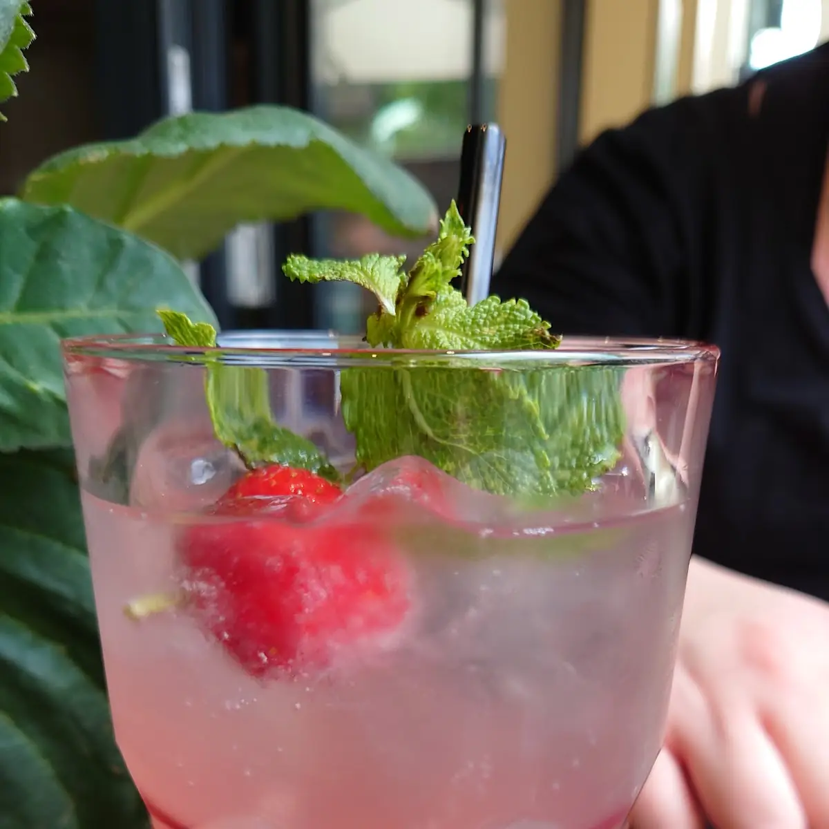 Erdbeer-lychee Soda