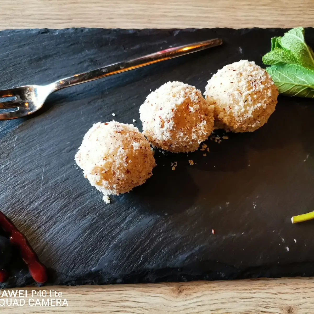 Klebereisbällchen