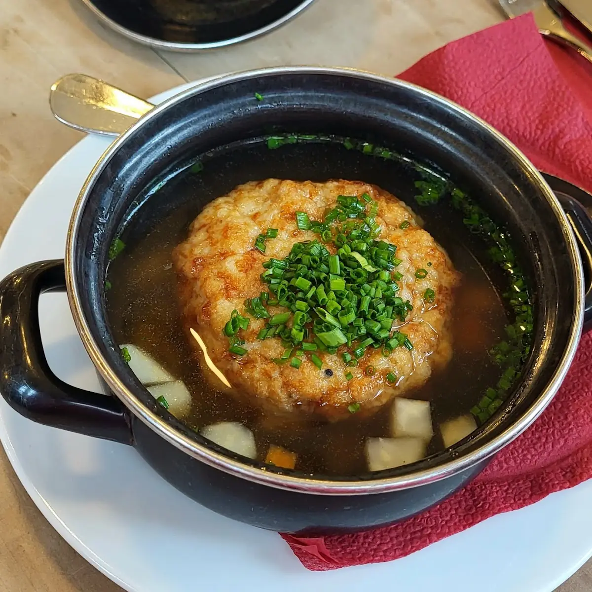 Kaspressknödelsuppe