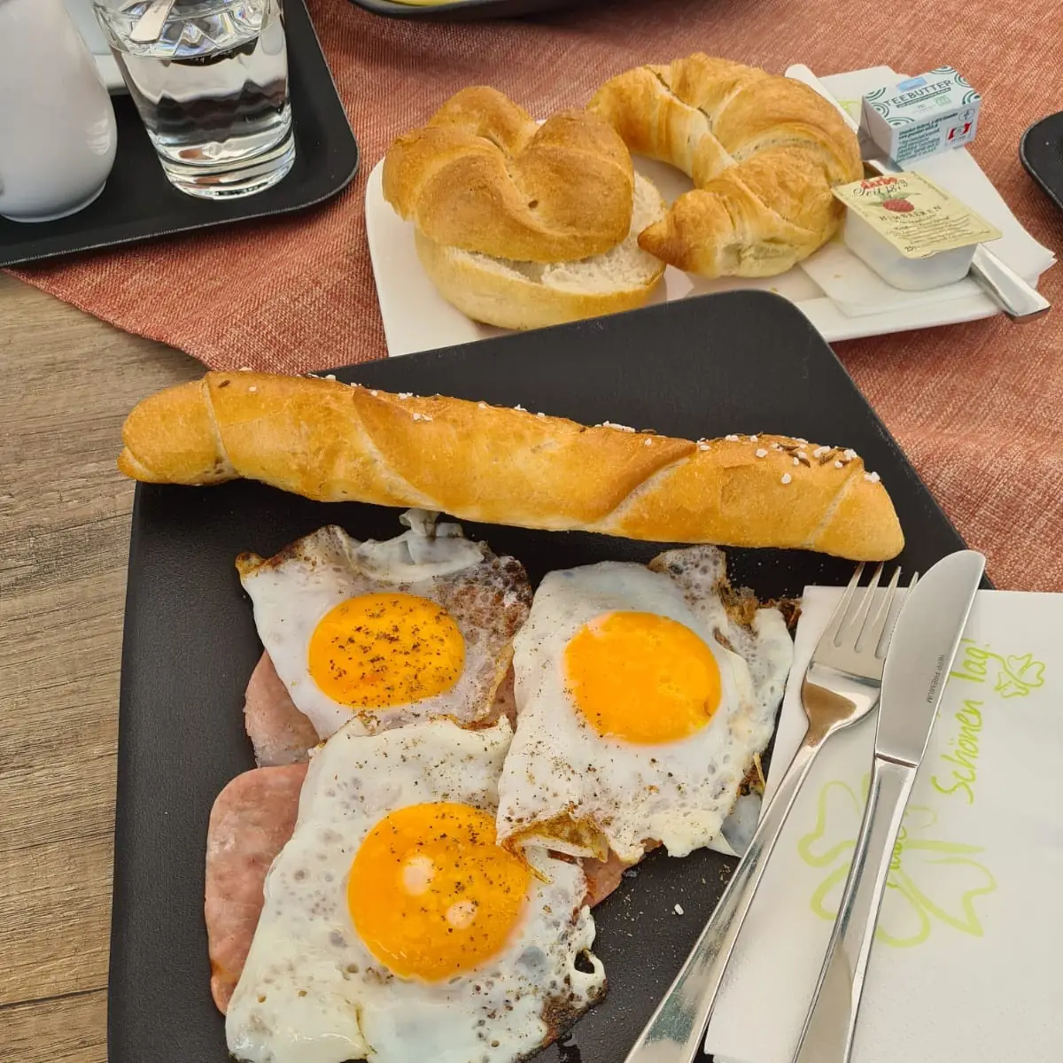 Ham & Egg Gespiegelt