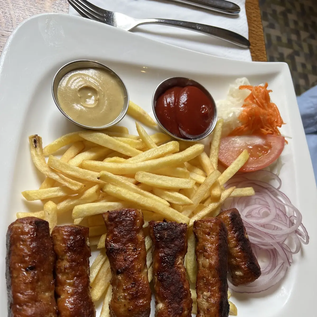 Gegrillte Cevapcici