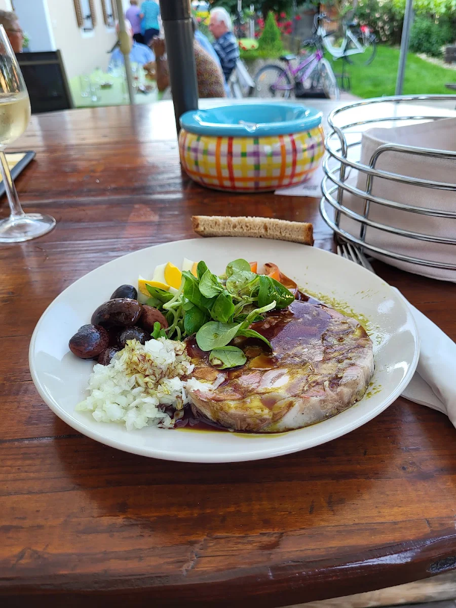 Saure Presswurst Mit Kürbiskernöl