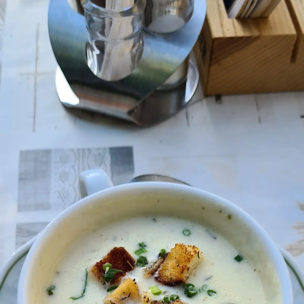Knoblauchcremesuppe