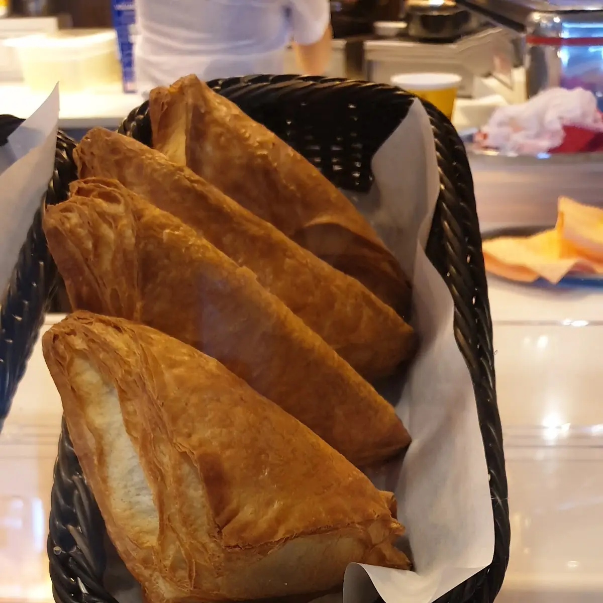 3 Stück Cheese Empanadas
