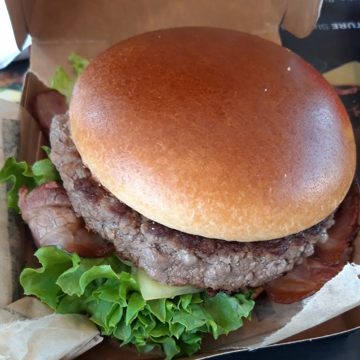 Signature Burger Menü