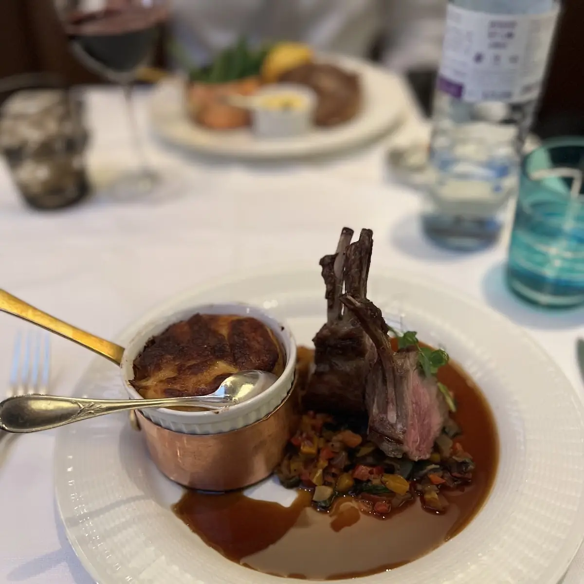 Geschmorte Lammkrone M Aligote Und Kartoffelgratin