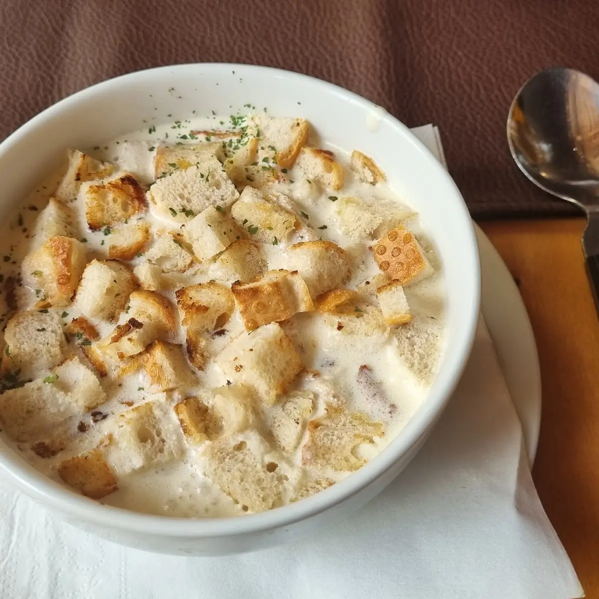 Knoblauchcremesuppe