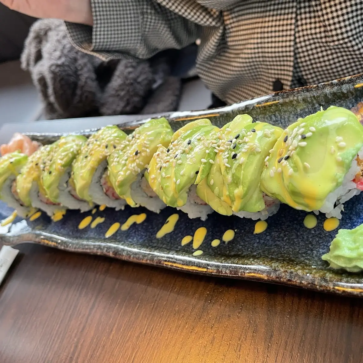 M7 Lachs Avocado Sesam Rollen 8 Stk