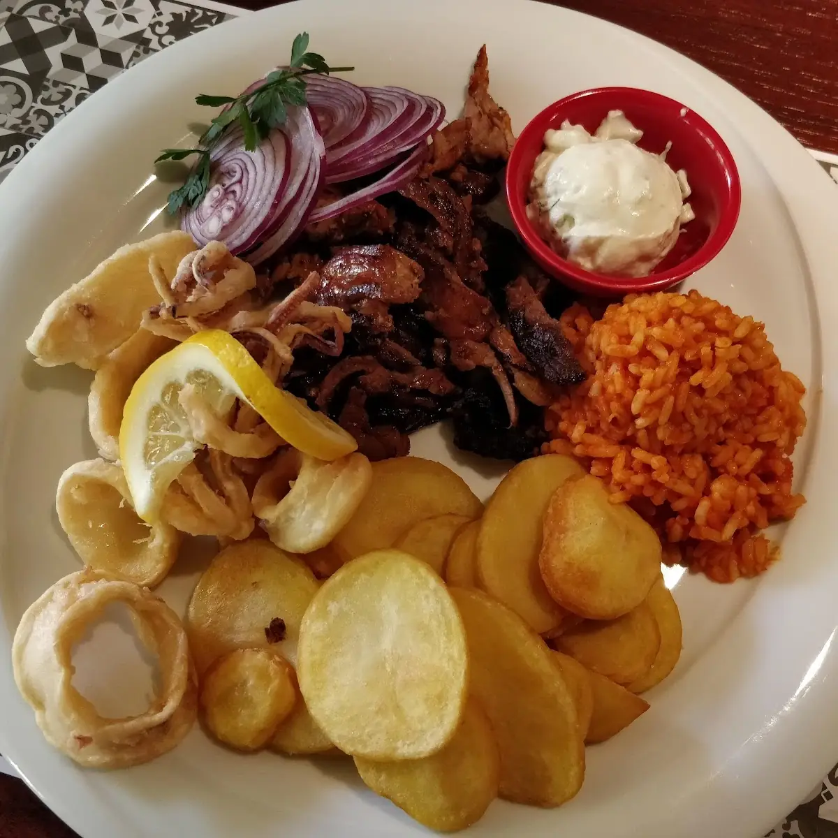 Akropolis Platte