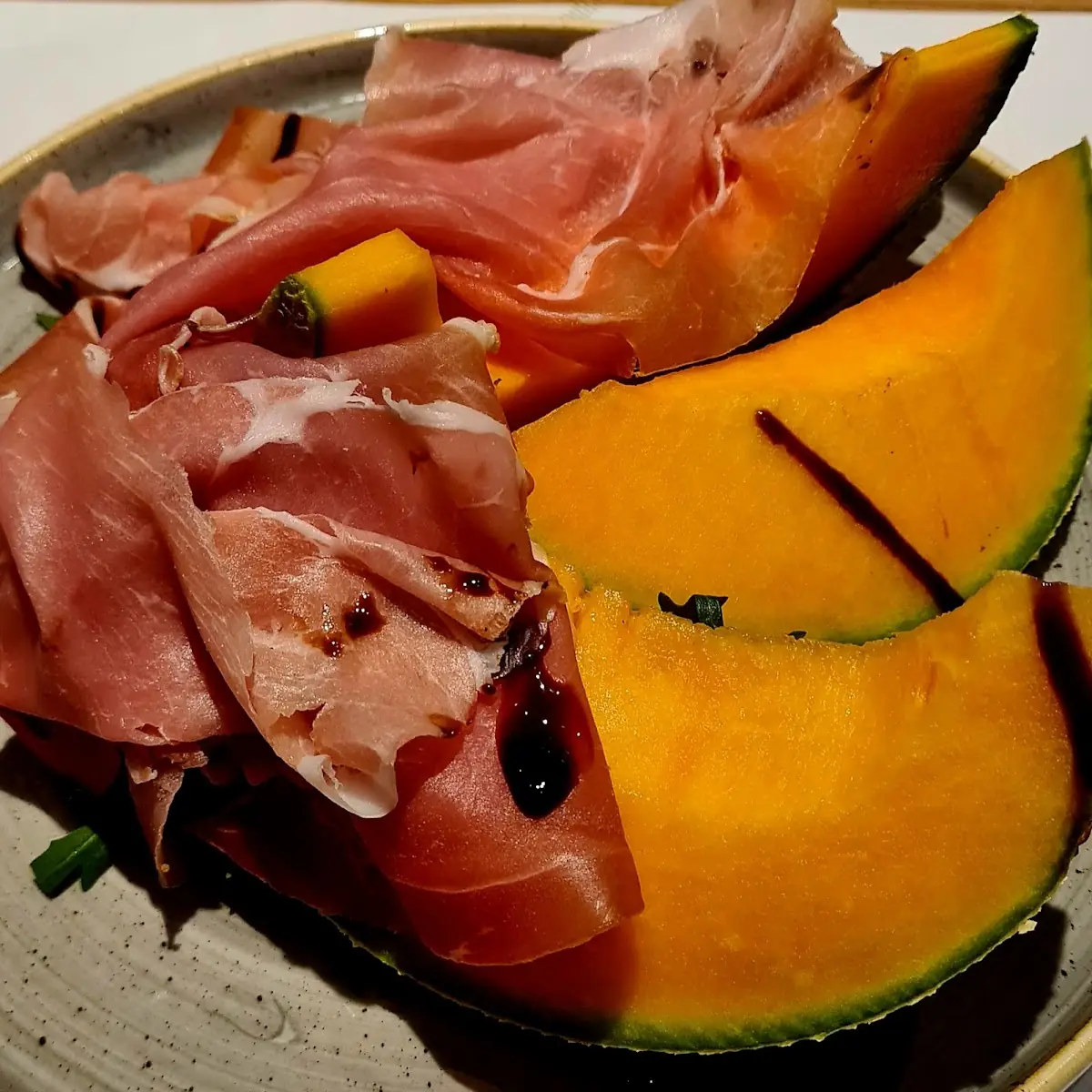 Prosciutto E Melone