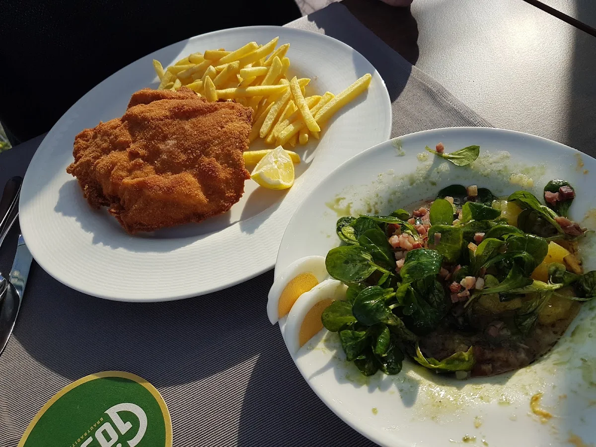 Cordon Mit Vogerlsalat