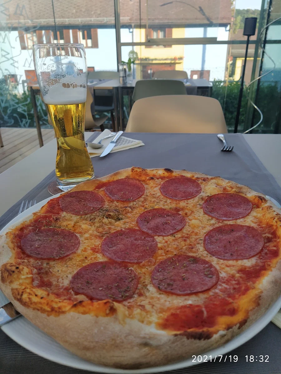 Pizza Salami