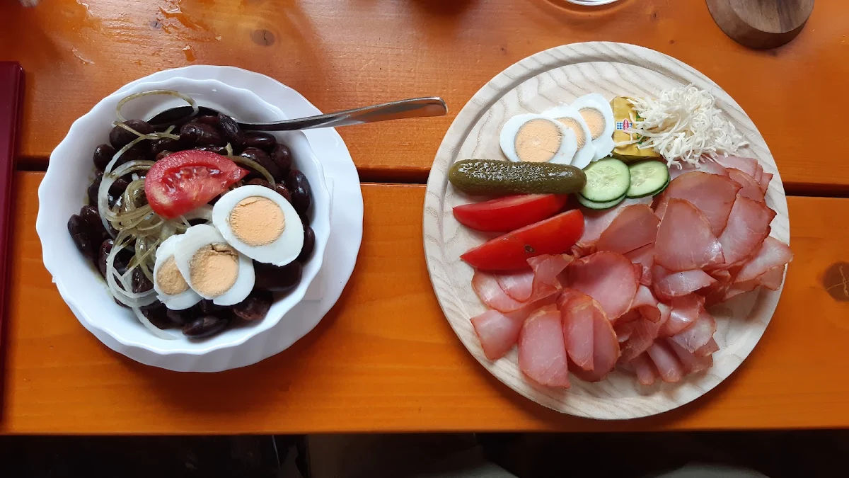 Käfwrbohnen Mit Kürbiskernöl Und Geselchtes