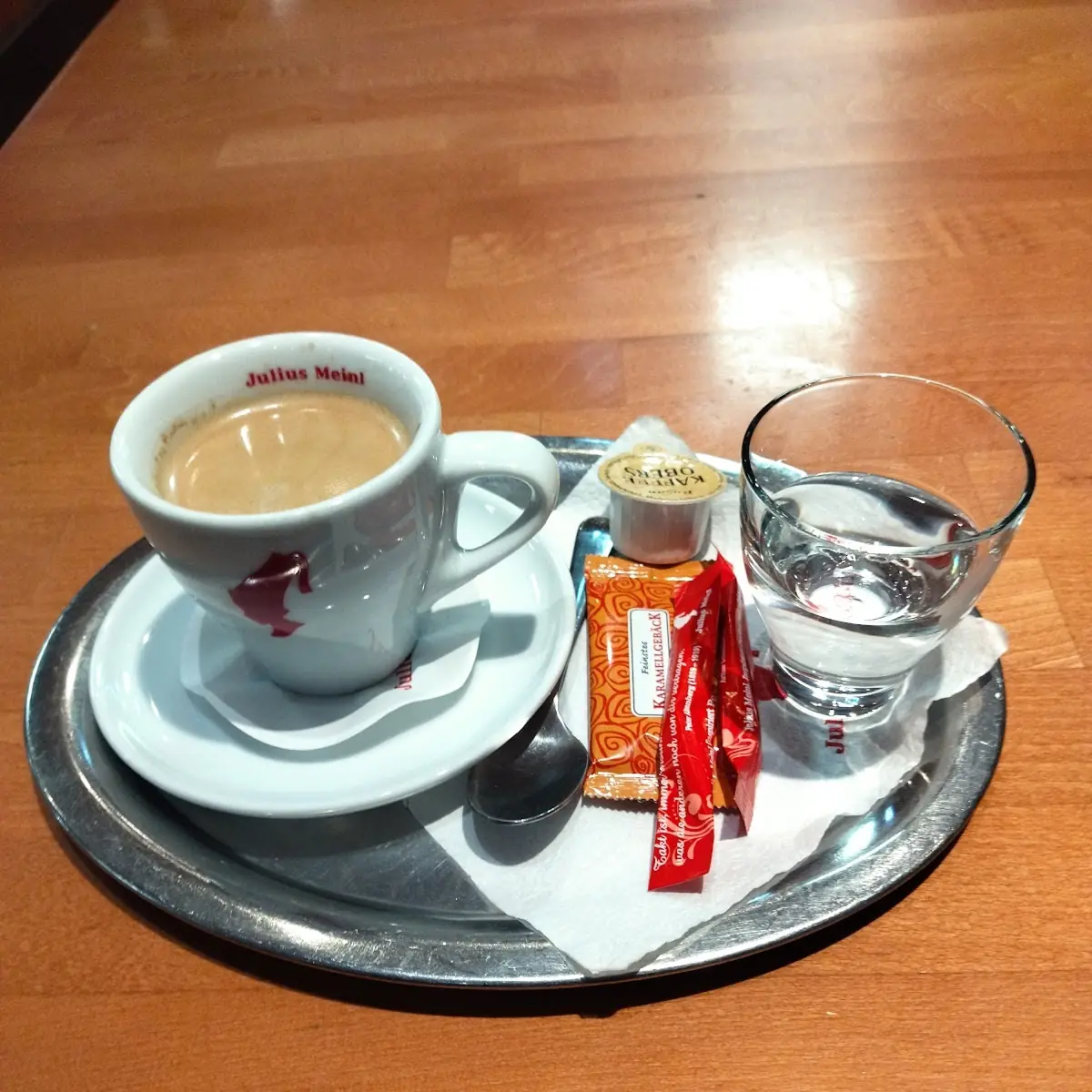 Espresso Mit Milch Und Zucker