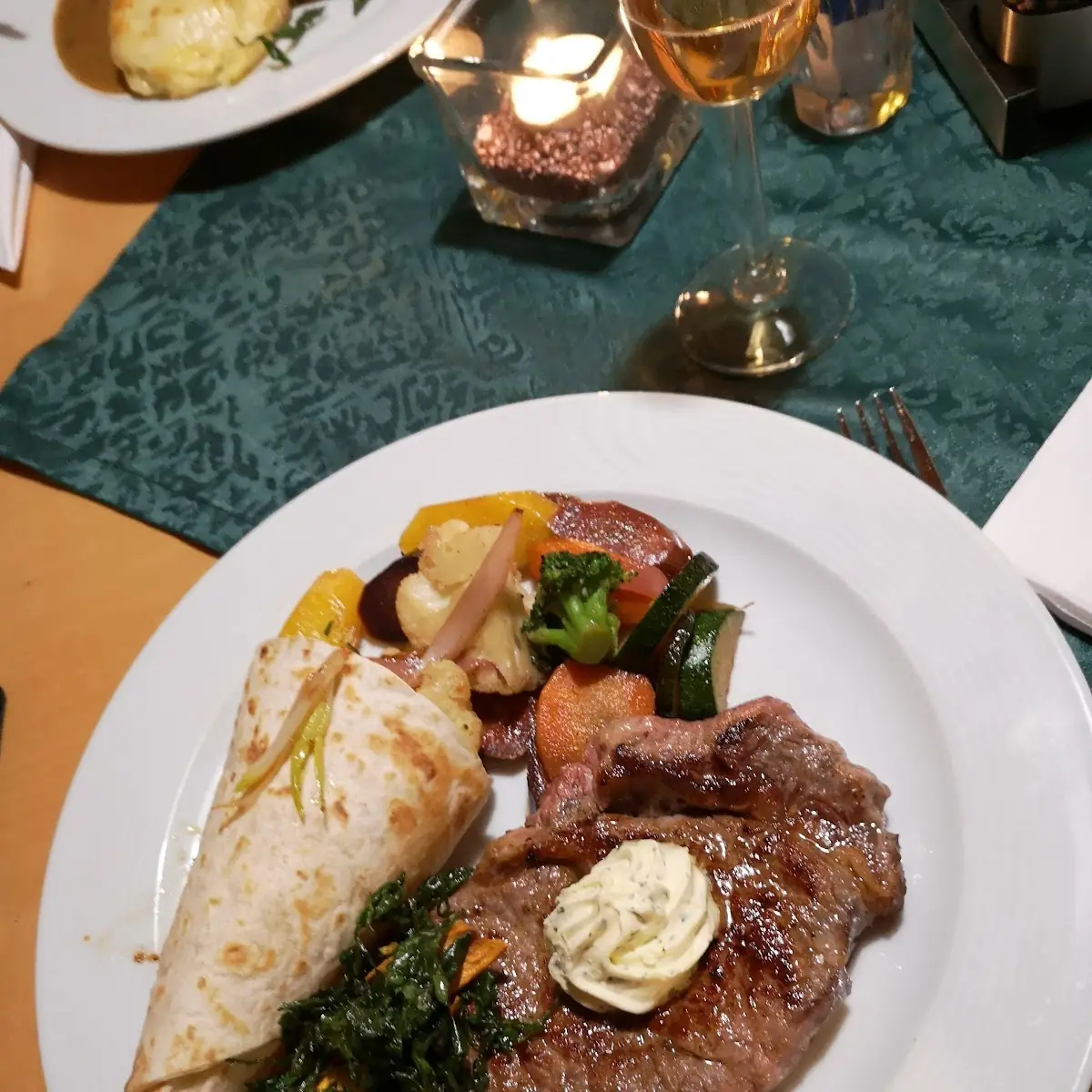 RIB Eye Steak Mit Gemüsetortilla