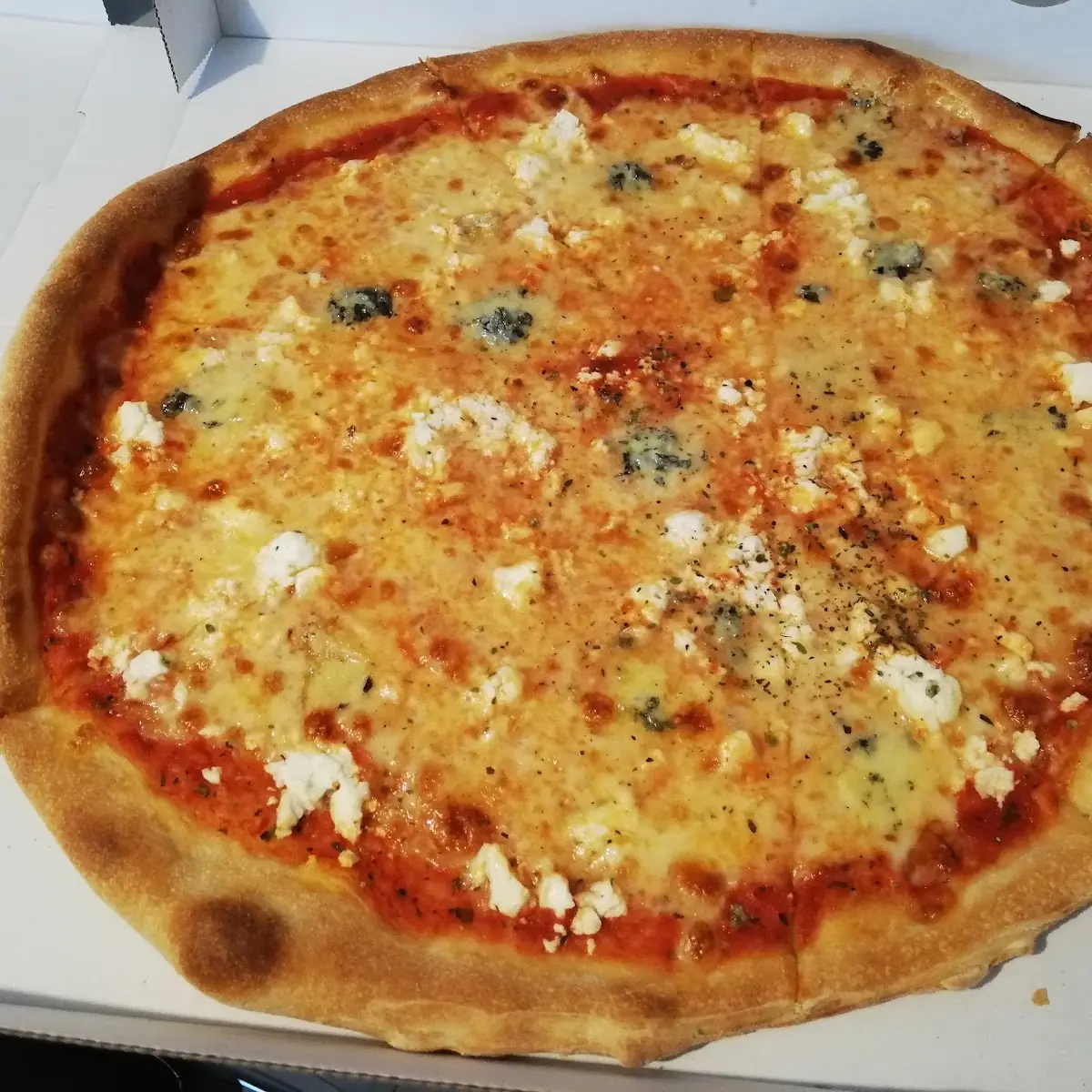 Pizza Quattro Formaggi