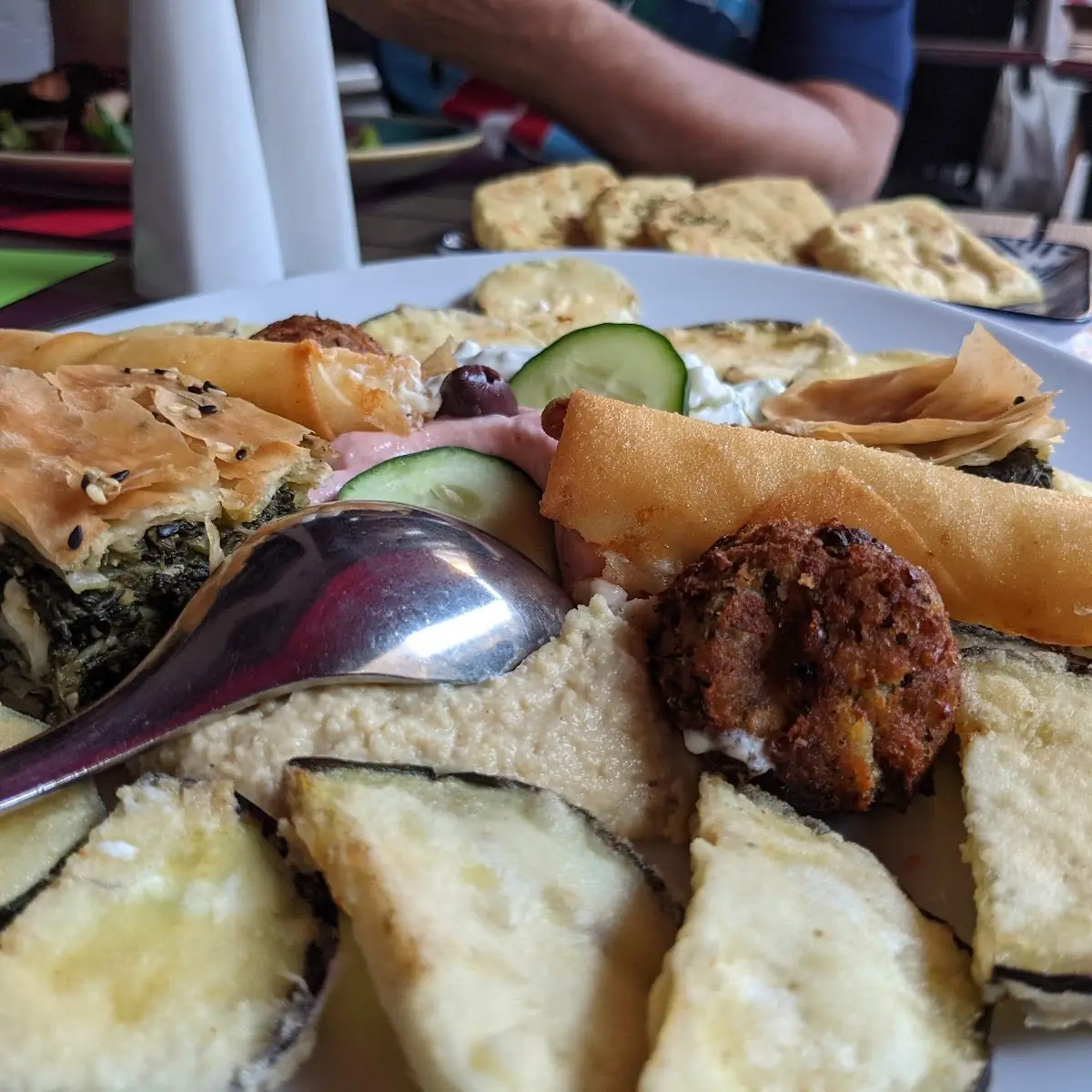 Meze Meze