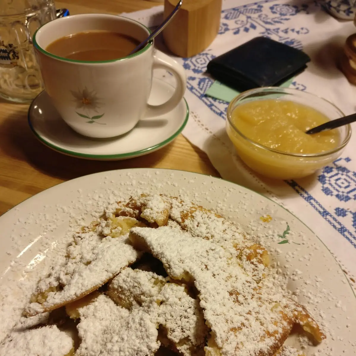Kaiserschmarrn Mit Apfelmus