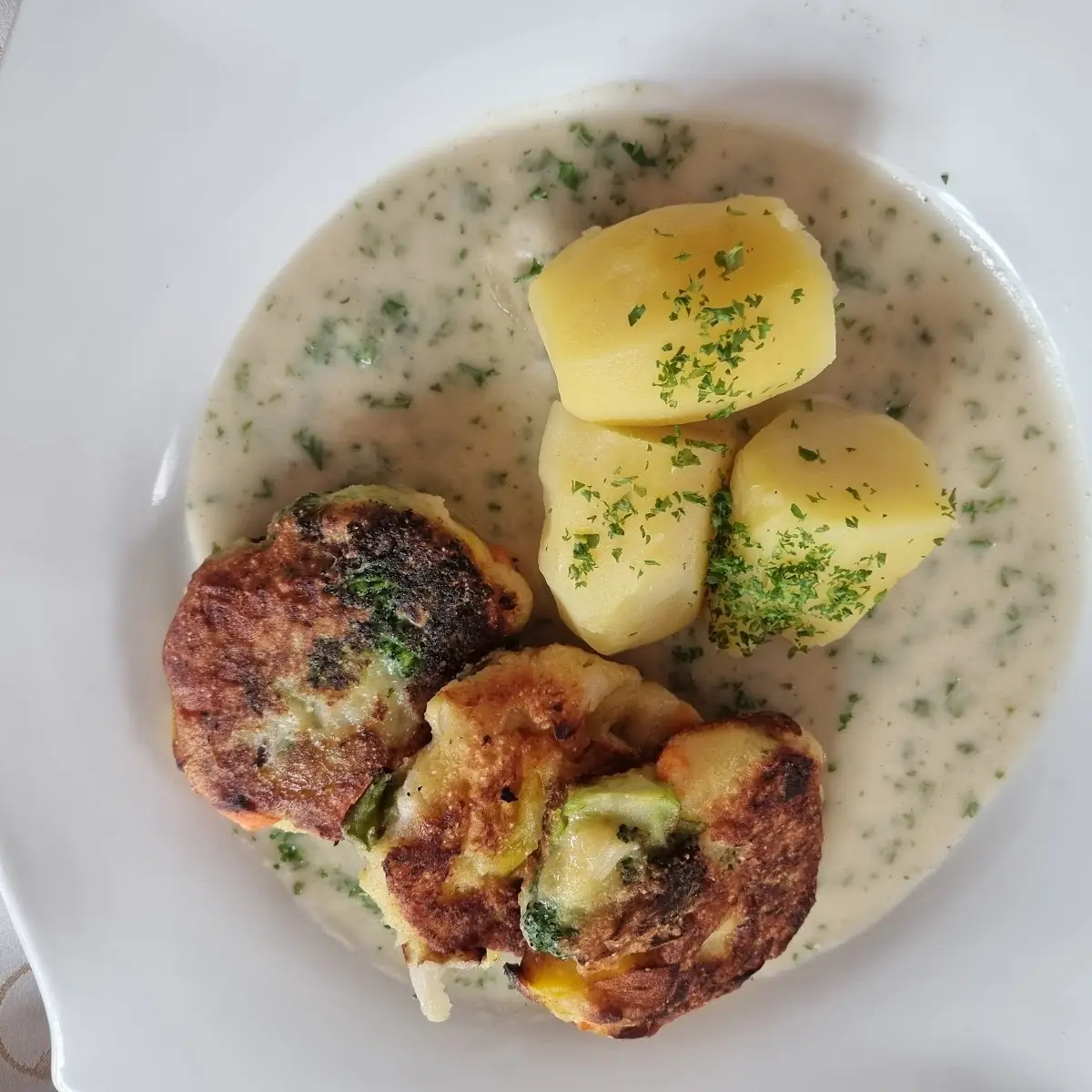 Hausgemachte Gemüselaibchen