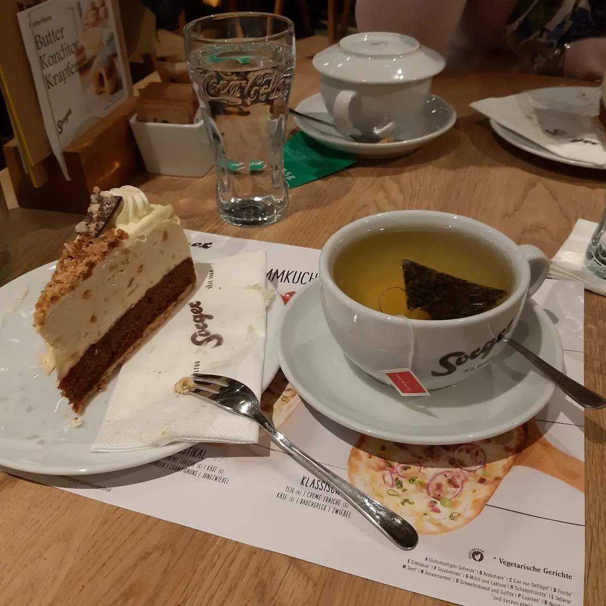 Mandelkrokant Mit Grünem Tee
