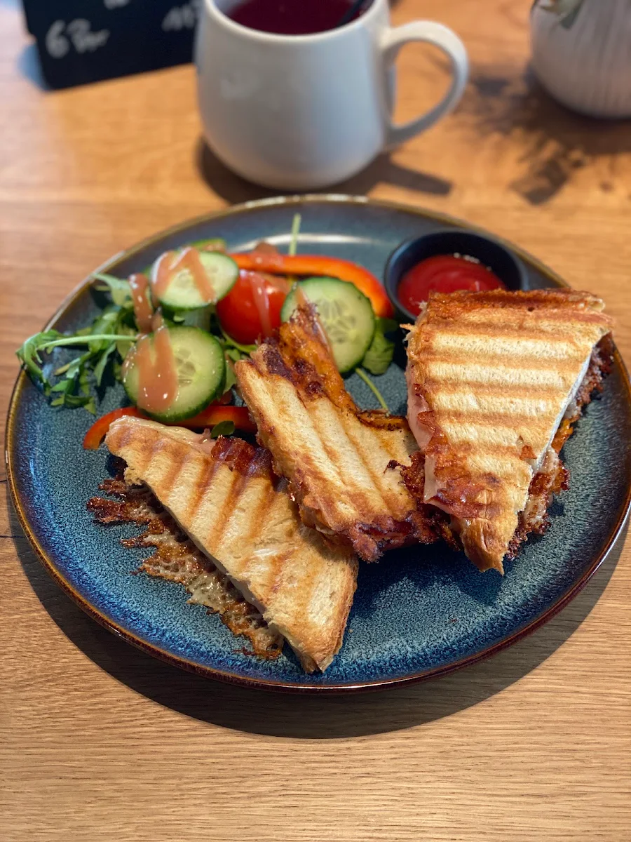 Ham-cheese Toast