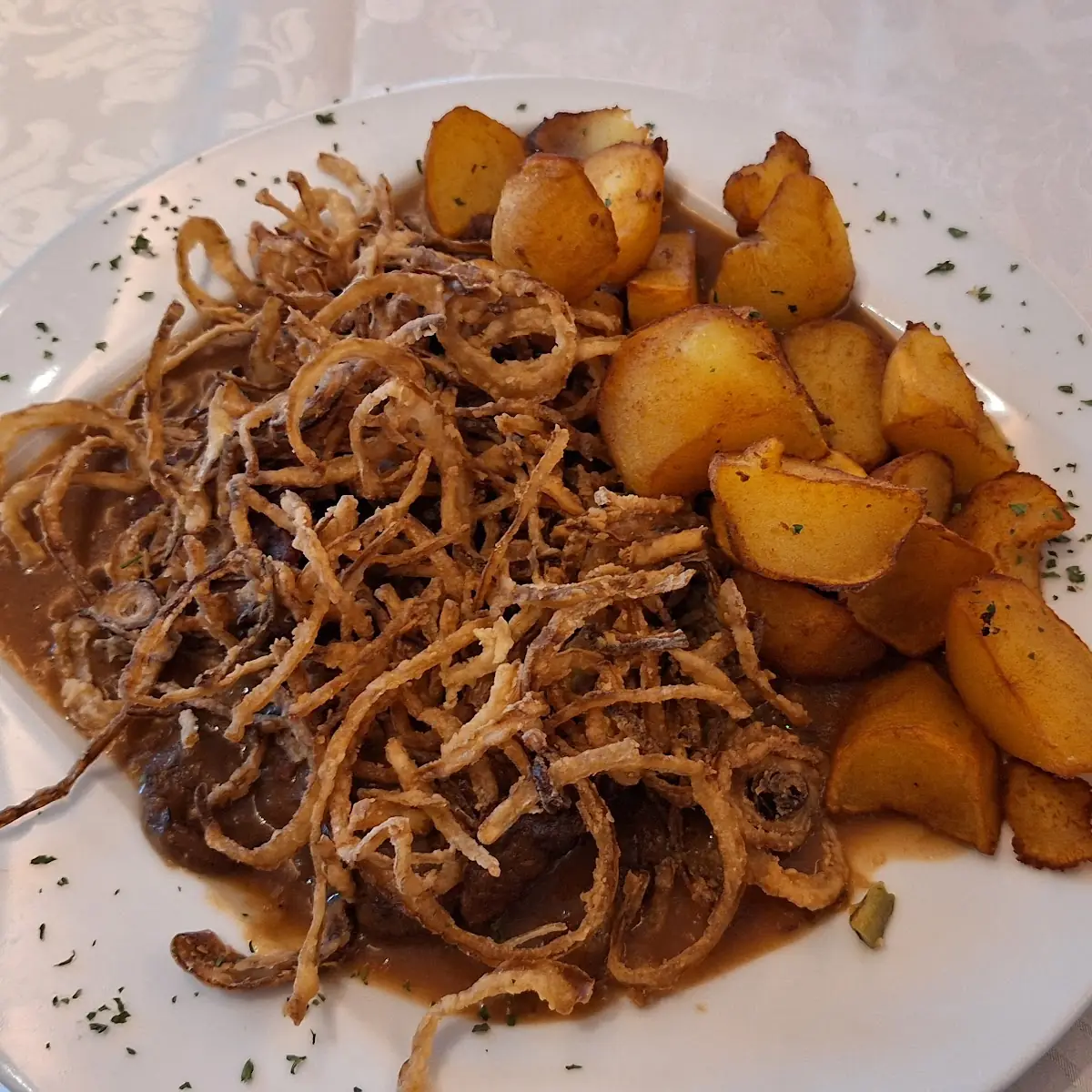 Zwiebelrostbraten Gedünstet Mit Bratkartoffeln A C F G L M