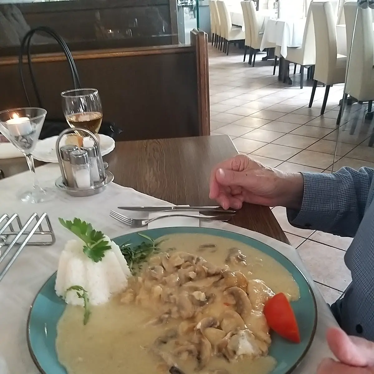 Hühnergeschnelztes Mit Champions
