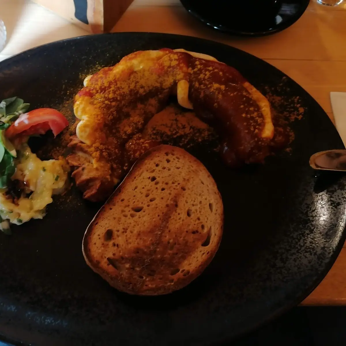 Currywurst Mit Brot