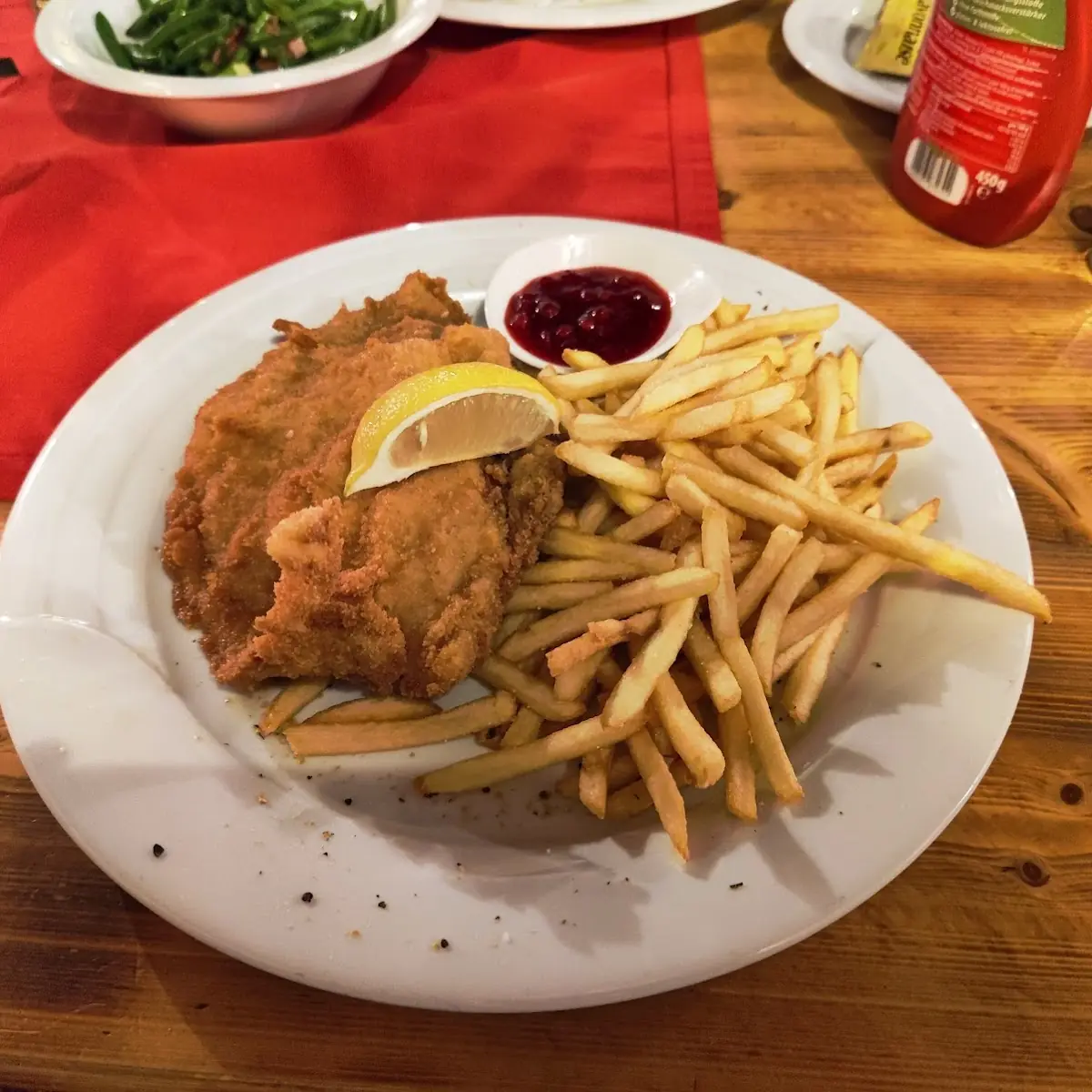 Schnitzel Mit Pommes