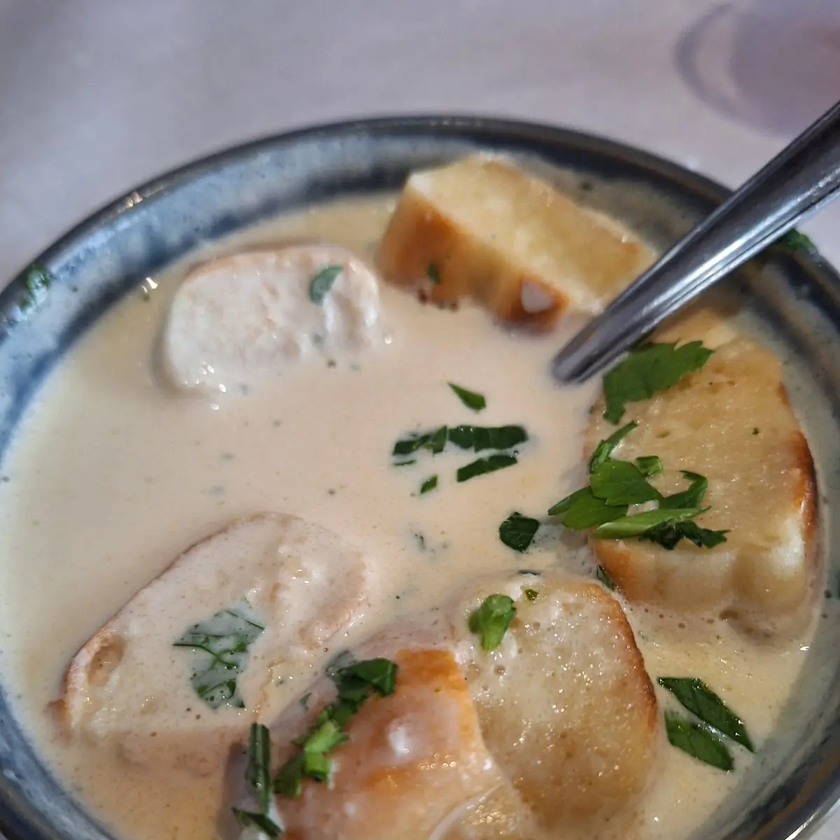 Knoblauchcremesuppe