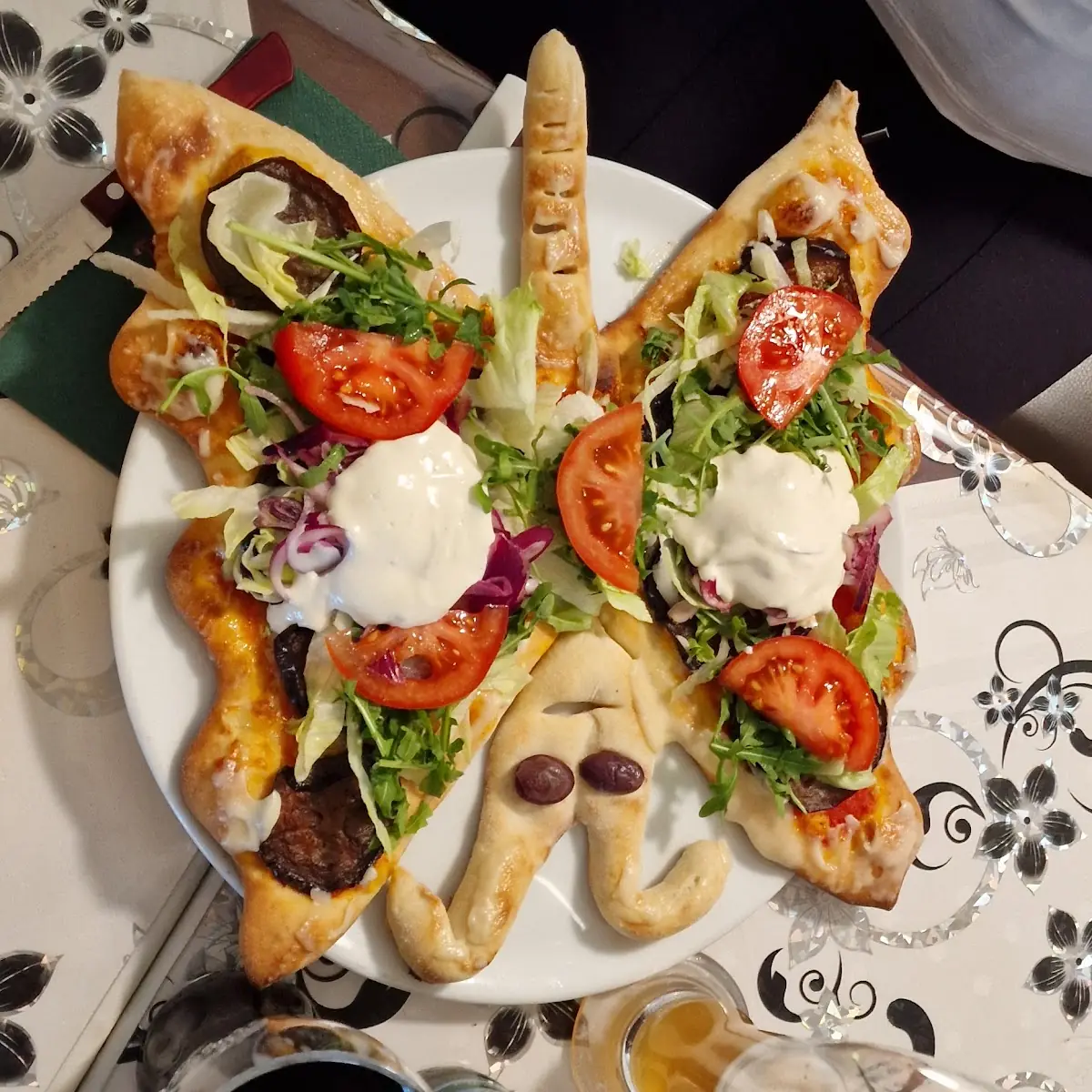 Schmetterlingspizza