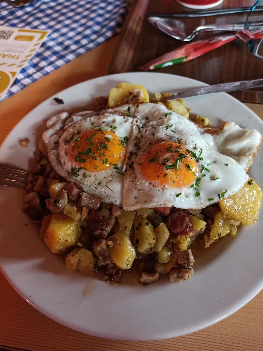 Bauernfrühstück Mit Spiegelei