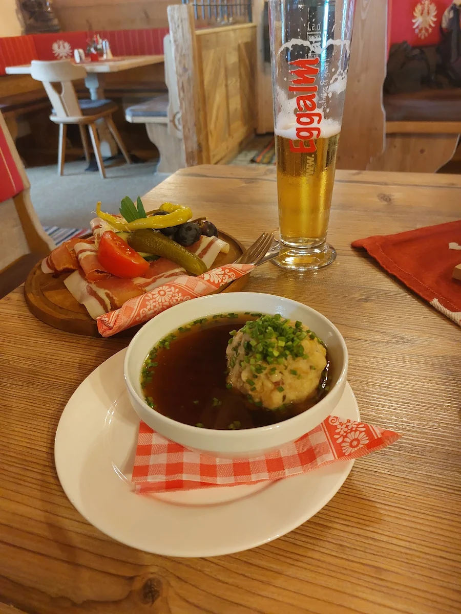 Speckknödelsuppe