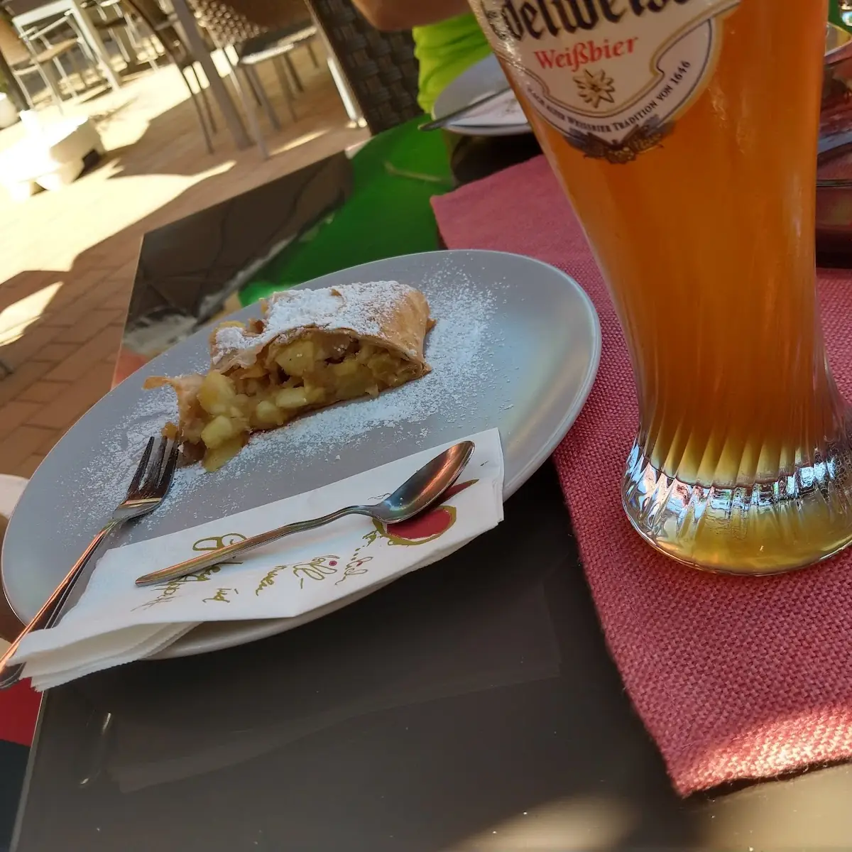 Apfelstrudel