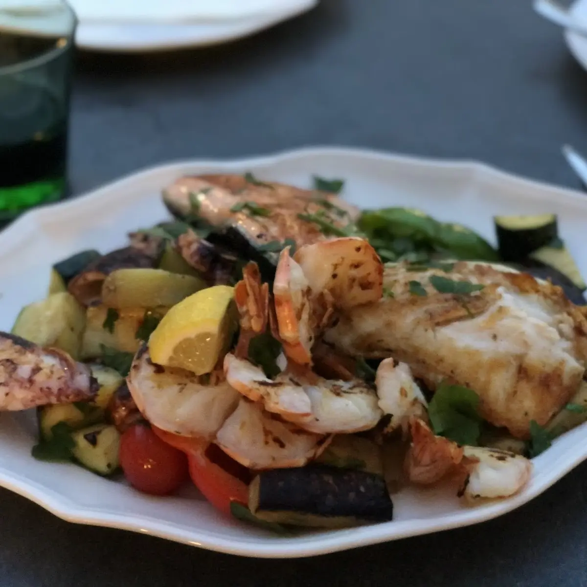 Fischteller Mit Gemüse
