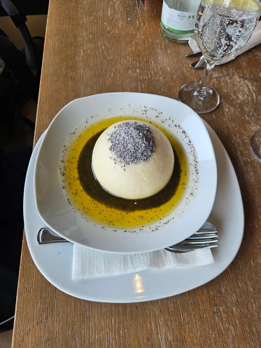 Germknödel Mit Butter Und Mohn