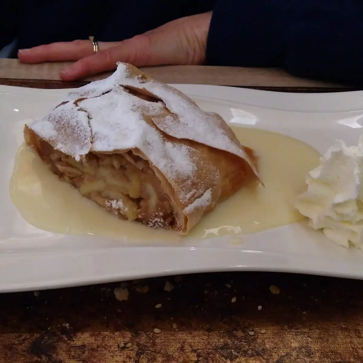Apfelstrudel