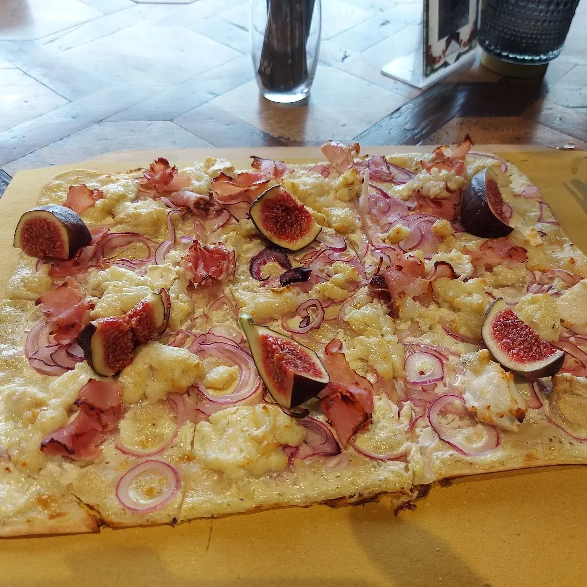 Flammkuchen Feige Ziege