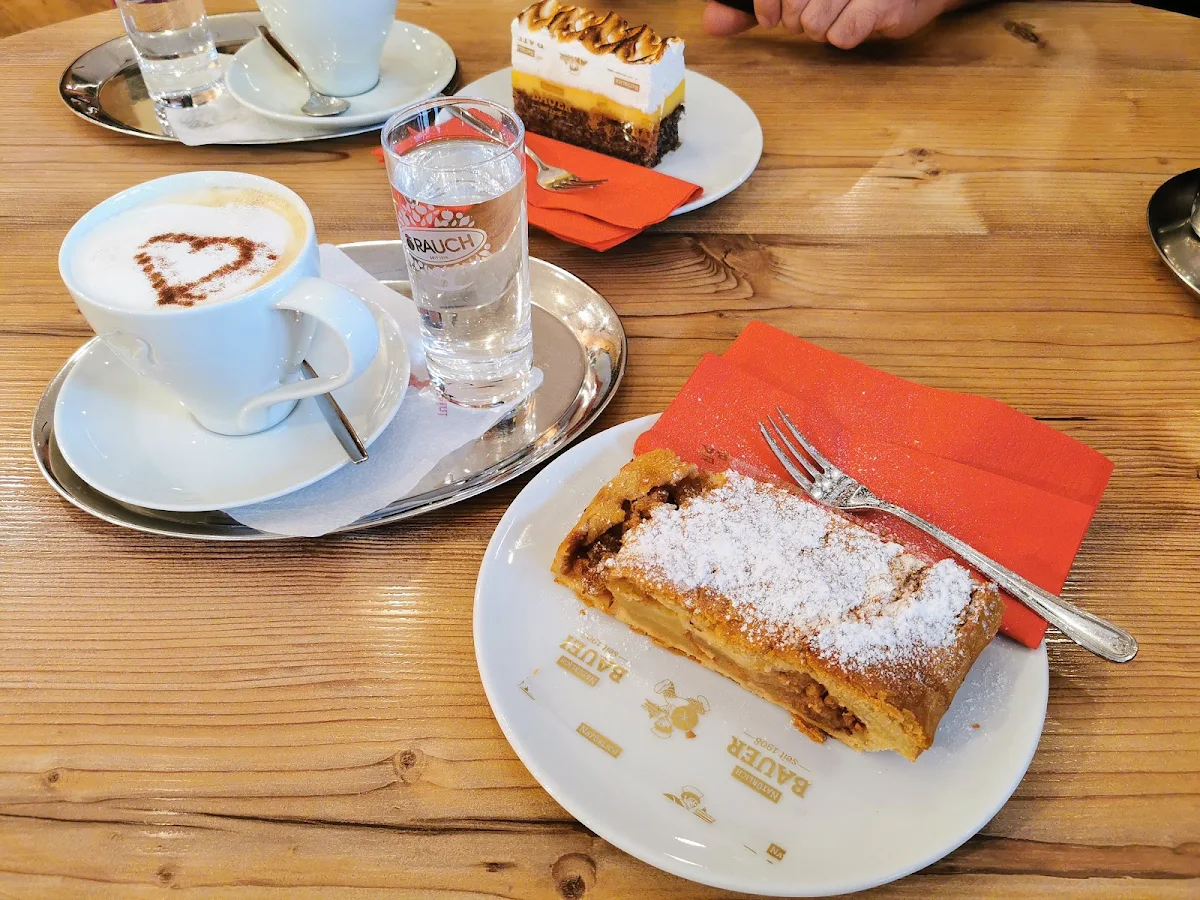 Apfelstrudel