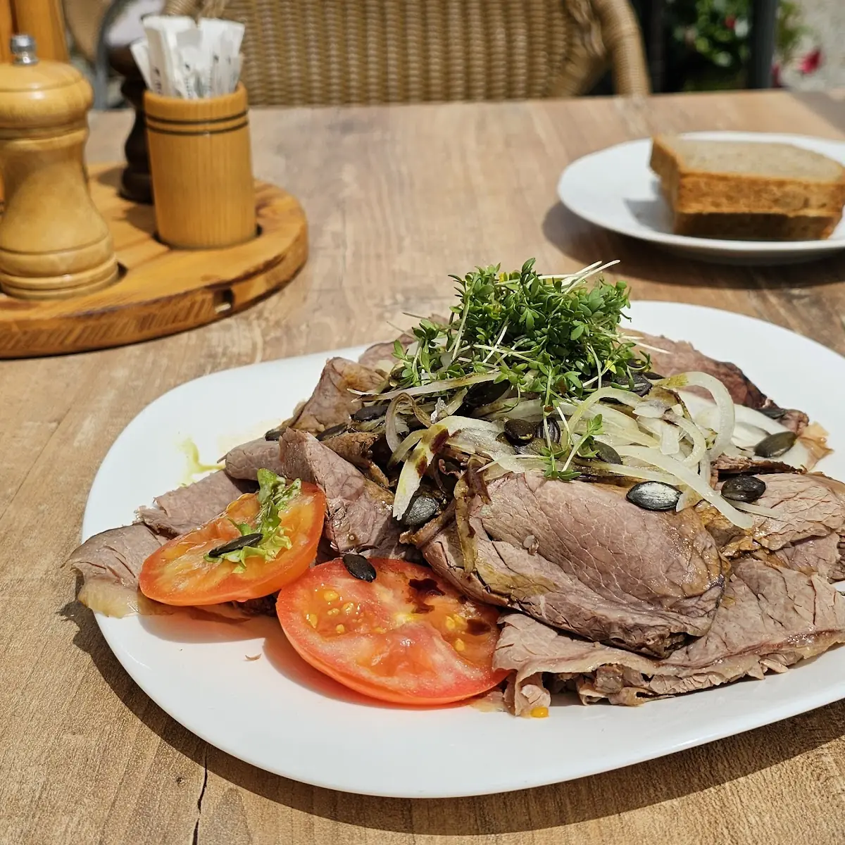 Saures Rindfleisch Mit